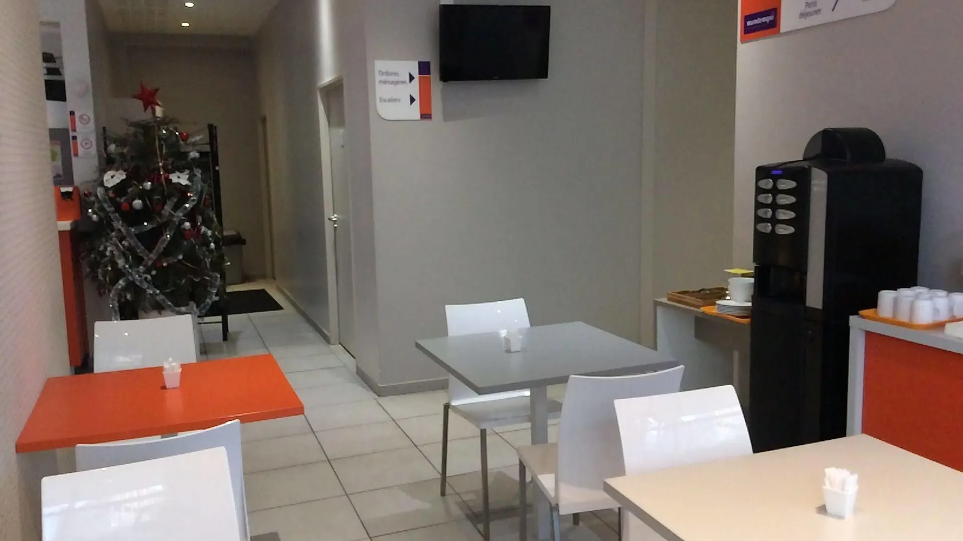 Montempo Apparthotel Marseille Centre Euromed